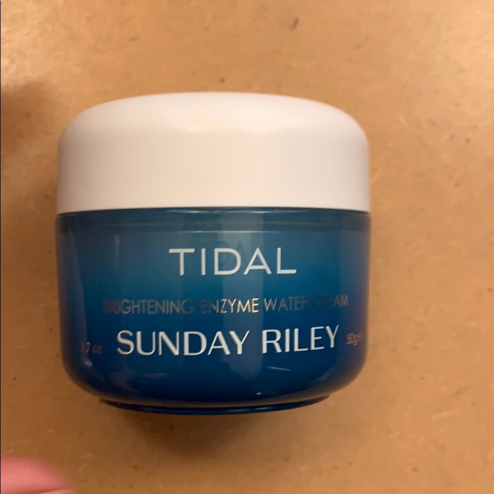SUNDAY RILEY TIDAL Brightening Enzyme Water Cream